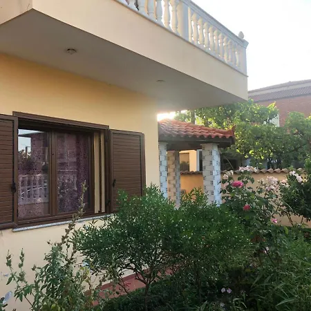 Vila Edan ホームステイ