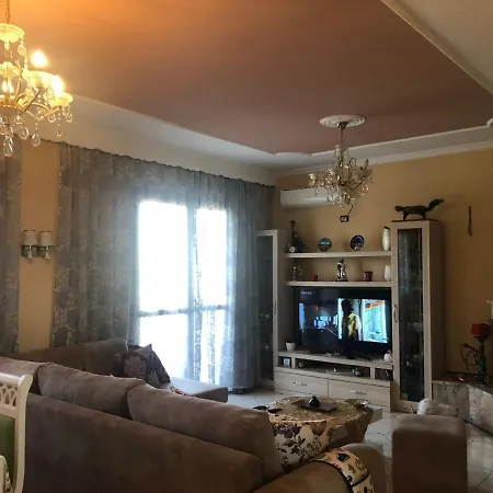 ホームステイ Vila Edan Vlorë