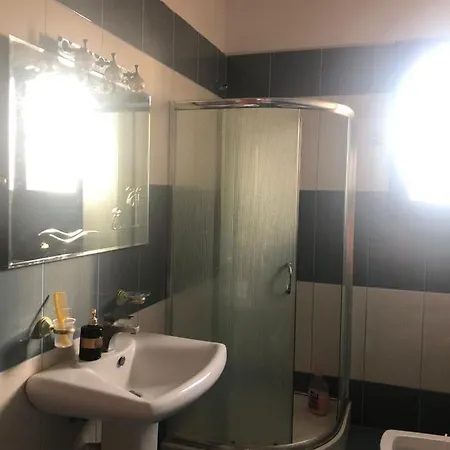 Vila Edan * Vlorë